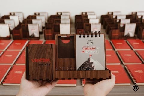 Set quà gỗ thiết kế riêng theo yêu cầu