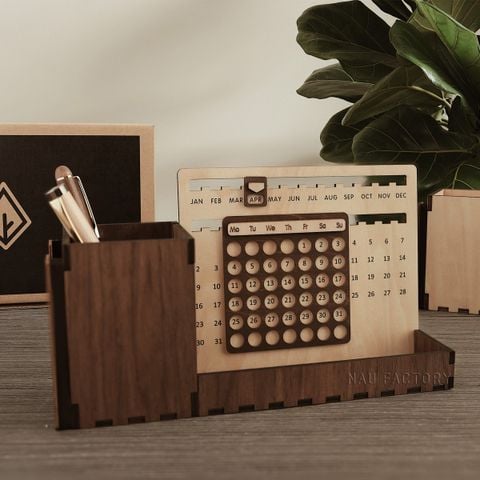 Lịch gỗ vạn niên | Walnut kết hợp Beech