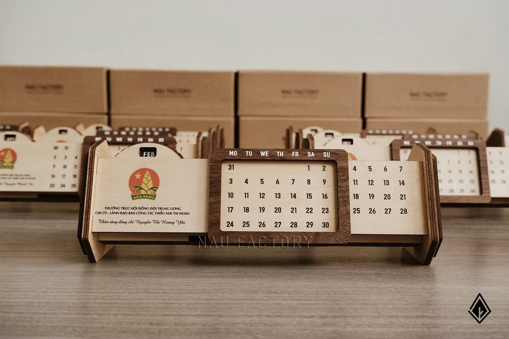 Lịch vạn niên form ngang - In logo/chữ theo yêu cầu