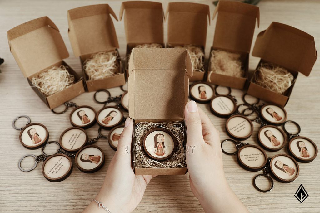 Móc khoá gỗ tuỳ chỉnh nội dung | Món quà lưu giữ dấu ấn