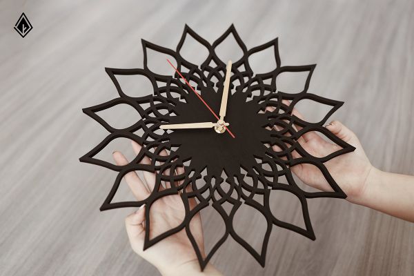 Đồng hồ gỗ treo tường | Thiết kế bông hoa độc đáo