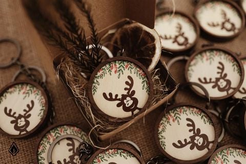 Móc khoá gỗ in hình Hươu Giáng Sinh