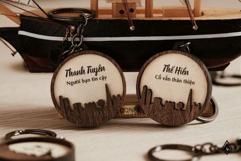 Móc khoá gỗ dán nổi các tỉnh thành kết hợp in tên theo yêu cầu