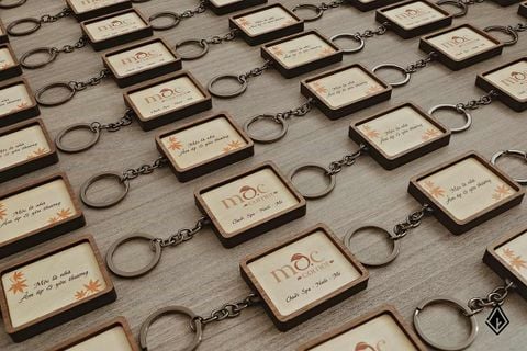 Móc khoá gỗ in logo theo yêu cầu