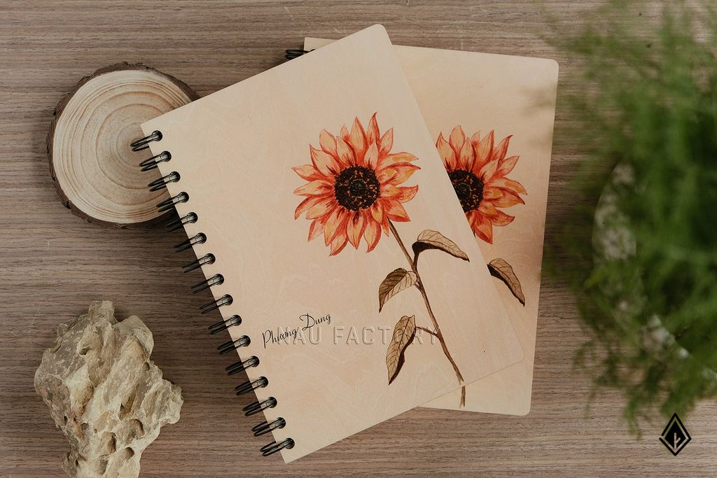 Sổ tay gỗ Maple hoa hướng dương | In tên theo yêu cầu