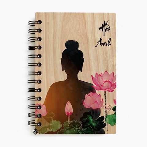 Phật bên hồ sen