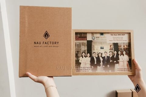 Tranh gỗ để bàn in hình | Khung gỗ Teak