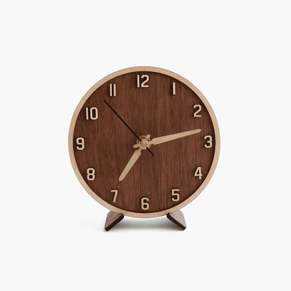 Đồng hồ để bàn thuần gỗ Walnut phối Maple