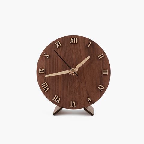 Đồng hồ gỗ để bàn thuần gỗ Walnut không viền | Số La Mã