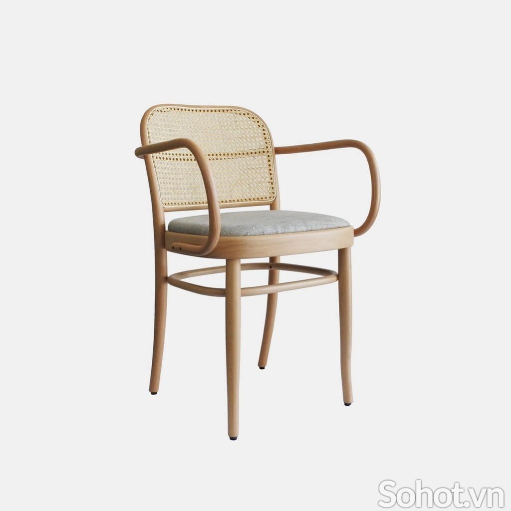  Ghế THONET 811 có tay 