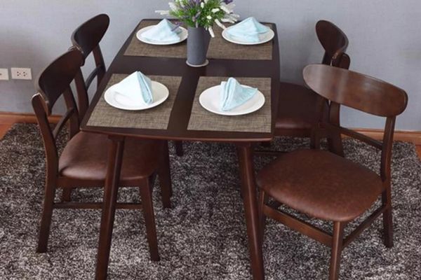  Bộ bàn ăn mango 4ghế(mặt bàn gỗ cao su) 