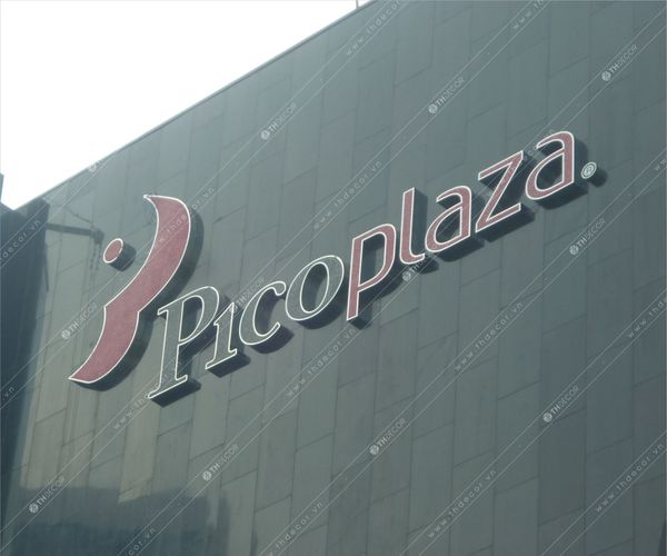 Pico Plaza Cộng Hòa