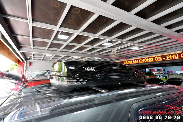 Trang Bị Cốp Nóc Để Đồ Cho Ô Tô Ford Explorer Chính Hãng TEK