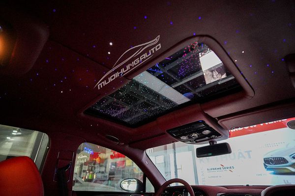 Độ Đèn LED Cửa Sổ Trời Cho Xe Bentley 2009