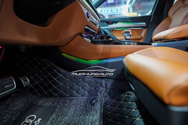 Độ Đèn LED Nội Thất Ma Trận Cho Xe Audi Q5 2022