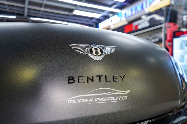 Dán Đổi Màu Kiểu Maybach Cho Xe Bentley 2009