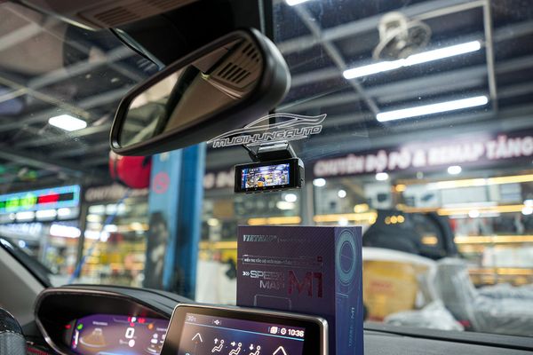 Lắp Camera Hành Trình Trước Vietmap Speedmap M1 Cho Xe Peugeot 5008 2022