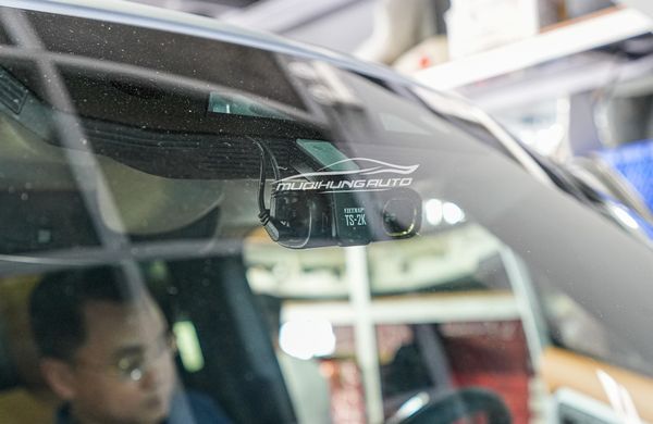 Gắn Camera Hành Trình Vietmap TS-2K Chính Hãng Cho Xe Land Rover Defender
