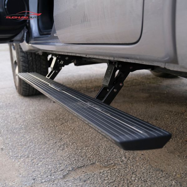 Bệ Bước Điện Toyota Hilux 2019