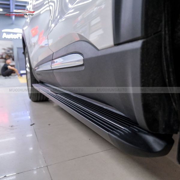 Bệ Bước Chân Ford Explorer 2022