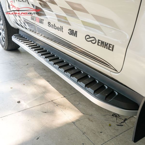 Bệ Bước Chân Ford Ranger