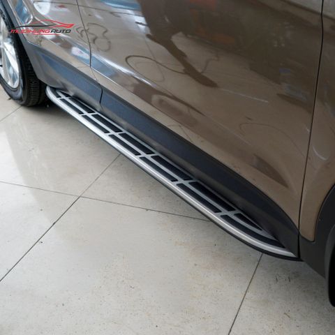 Bệ bước chân Hyundai Santafe 2018