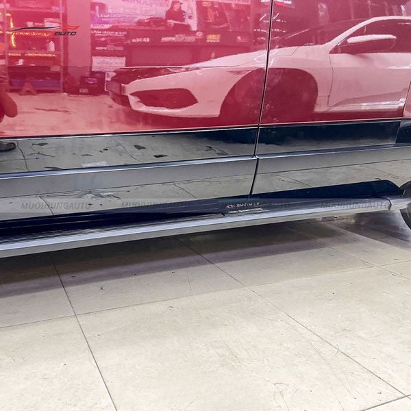 Bệ Bước Chân Hyundai Santafe 2025