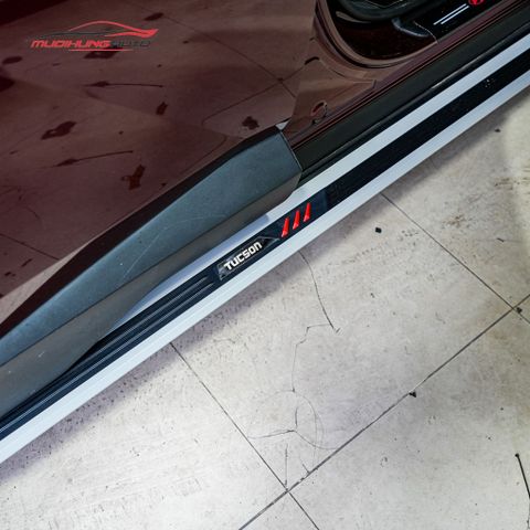 Bậc bước chân Hyundai Tucson 2021