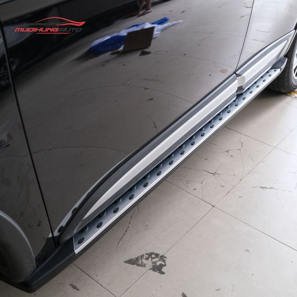Bệ Bước Chân Mitsubishi Outlander 2020