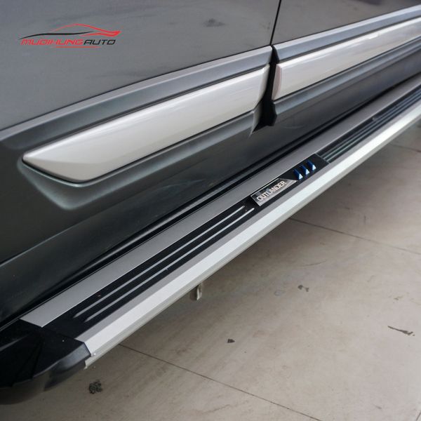 Bệ Bước Chân Mitsubishi Outlander