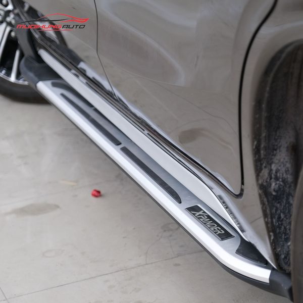 Bệ Bước Chân Mitsubishi Xpander