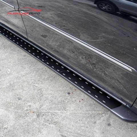 Bệ bước chân Toyota Innova 2008