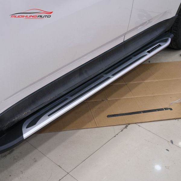 Bệ Bước Chân Toyota Rush
