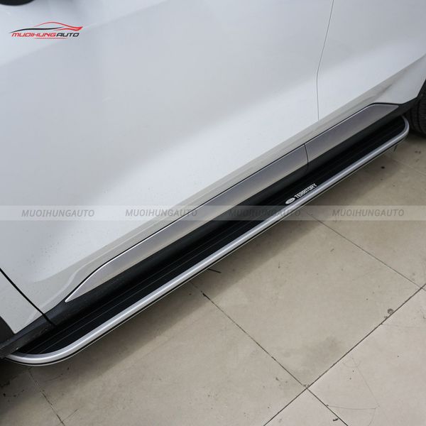 Bệ Bước Chân Ford Territory 2024