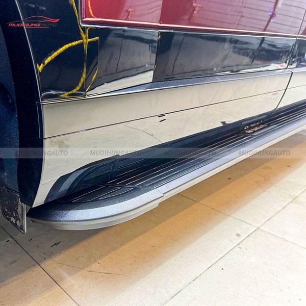 Bệ Bước Chân Hyundai Santafe 2025