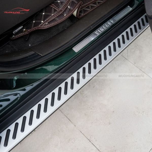 Bệ Bước Chân Vinfast LUX SA 2.0 2020