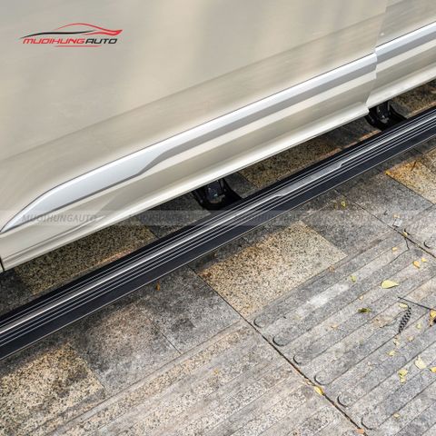 Bậc bước điện Audi Q7 2024