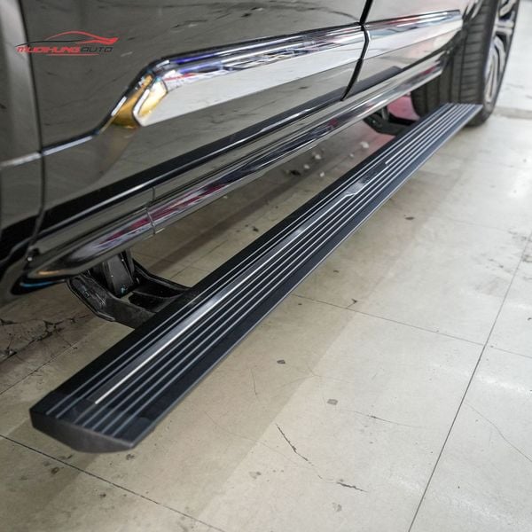 Bệ Bước Điện Volvo XC90 2022