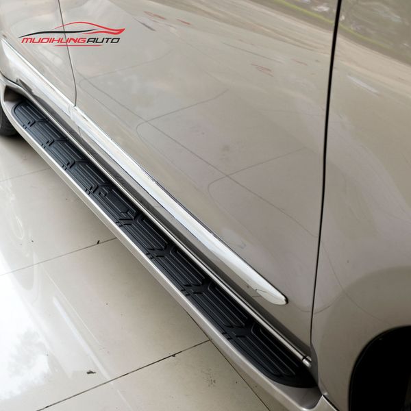 Bệ Bước Chân Toyota Innova 2009