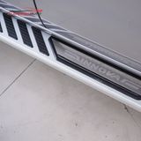 Bệ Bước Chân Toyota Innova 2010