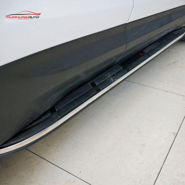 Bệ Bước Chân Hyundai Santafe 2018