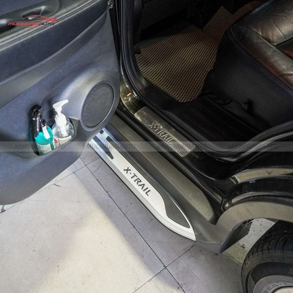 Bệ Bước Chân Nissan X-Trail 2017
