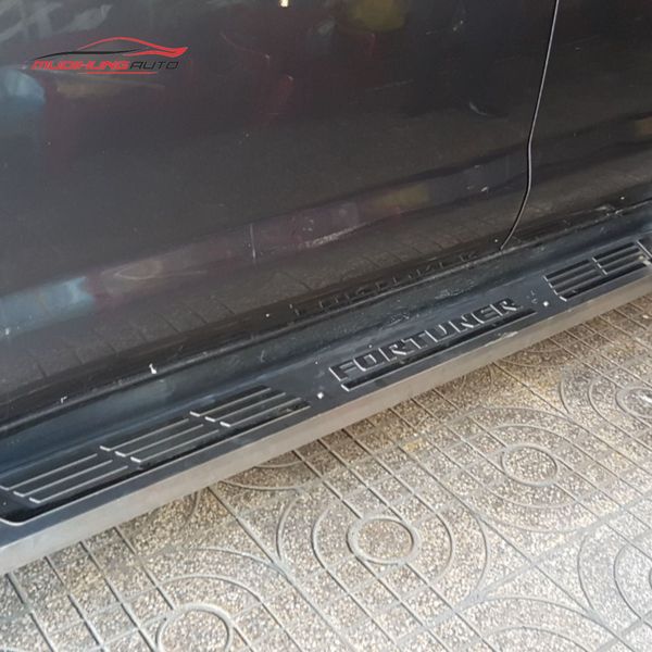 Bệ Bước Chân Toyota Fortuner