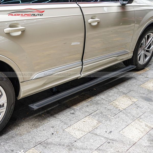 Bệ Bước Chân Audi Q7 2024