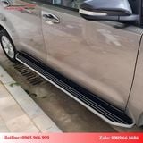 Bệ Bước Chân Toyota Innova