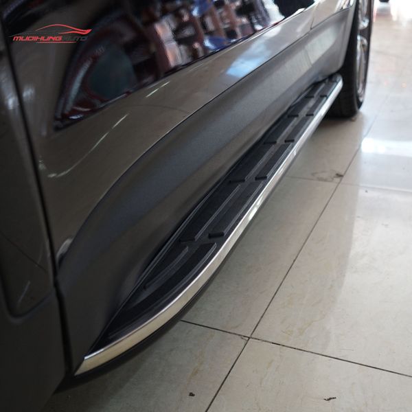 Bệ Bước Chân Hyundai Santafe 2018