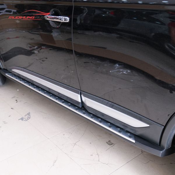 Bệ Bước Chân Mitsubishi Outlander 2020