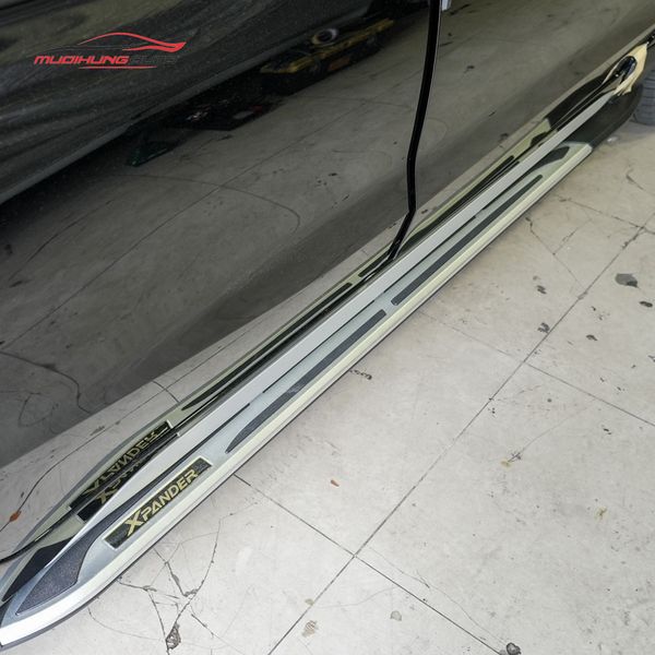 Bệ Bước Chân Mitsubishi Xpander 2022