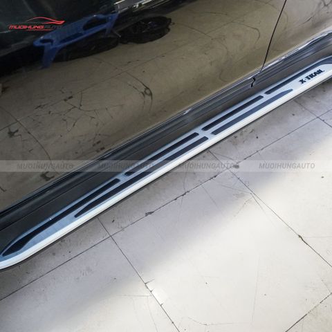 Bệ bước chân Nissan X-Trail 2017