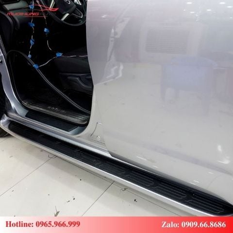 Bệ bước chân cho xe Toyota Innova